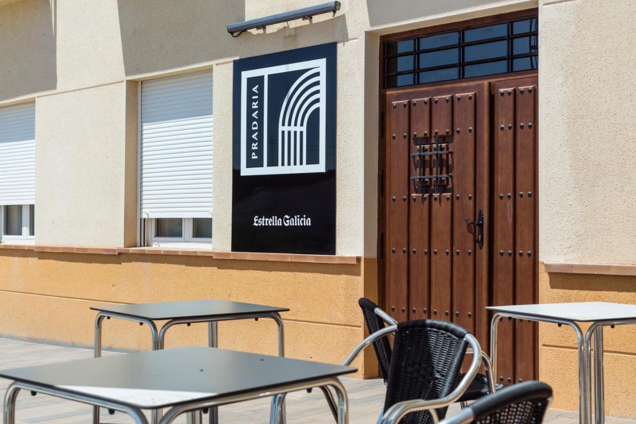 Hostal Pradaria Asador & Alojamiento Arcas Extérieur photo