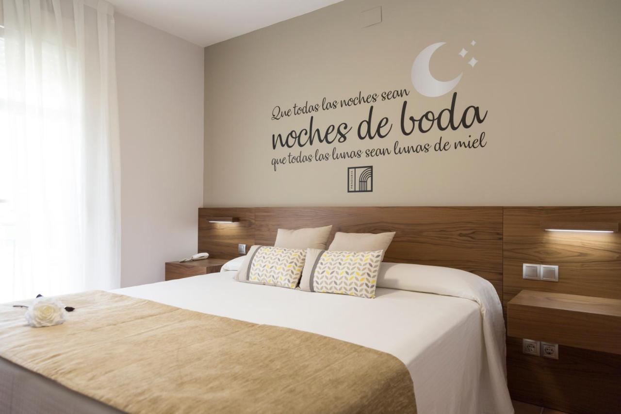 Hostal Pradaria Asador & Alojamiento Arcas Extérieur photo