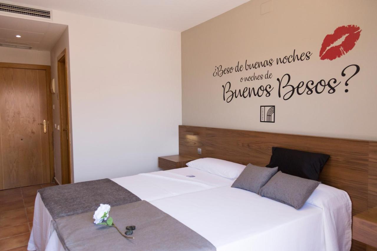 Hostal Pradaria Asador & Alojamiento Arcas Extérieur photo